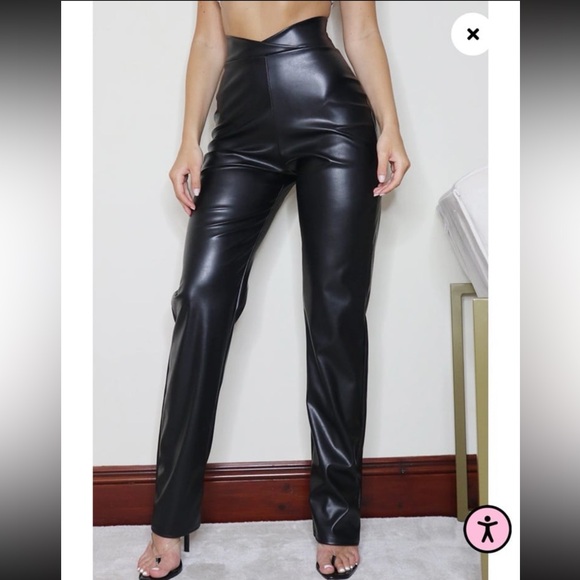 Pretty Little Thing Faux Leather Pants - Size 4 - Picture 1 of 5